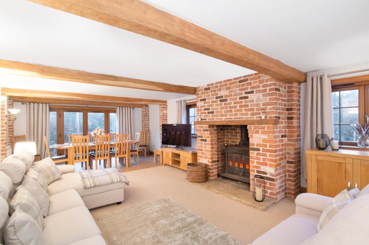 The Roost Group - The Coach House - Hot Tub Villa Gravesend Luaran gambar