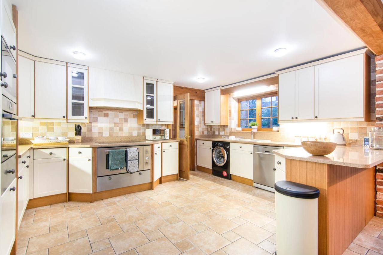 The Roost Group - The Coach House - Hot Tub Villa Gravesend Luaran gambar