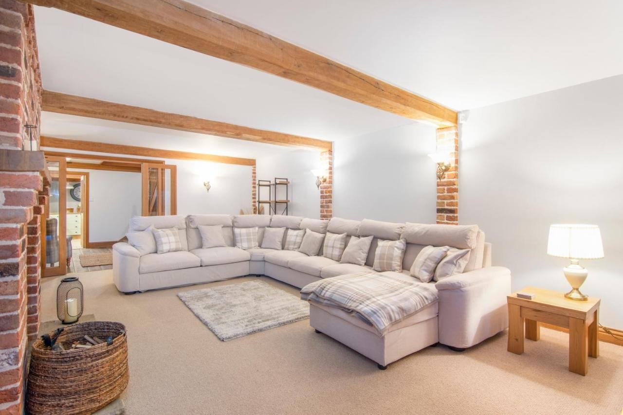The Roost Group - The Coach House - Hot Tub Villa Gravesend Luaran gambar